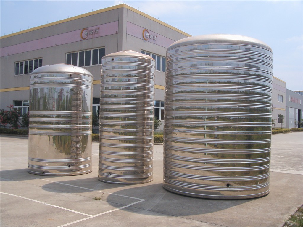 1吨不锈钢水箱 不锈钢压力容器 商丘水处理配件供应处